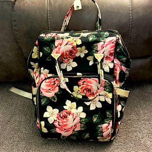 Laptop backpack with USB port